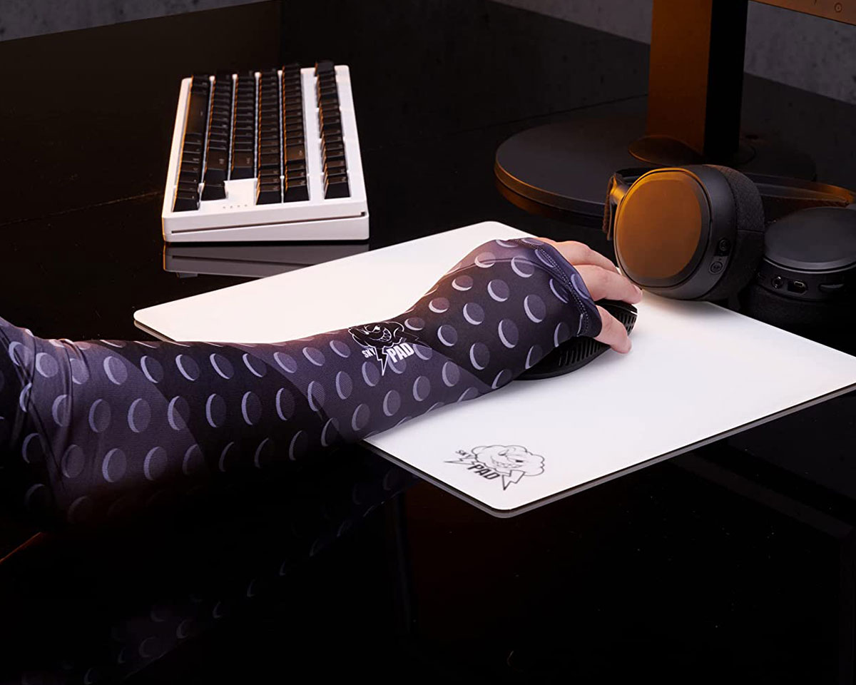 Skypad Arm Sleeve Extended Grå/Svart (L/XL) MaxGaming.no