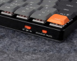 K3v3 Low Profile QMK Trådløst Tastatur [Gateron Brown] - Lysegrå (DEMO)